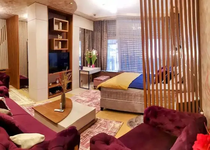 Helga Boss I President Lejlighed *